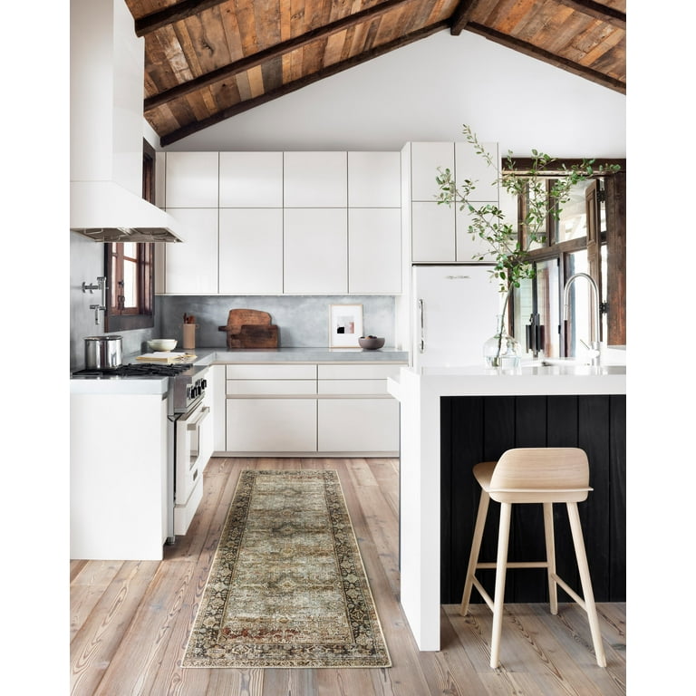 Loloi II Layla Traditional 9'x12' Area Rug, Distressed Olive