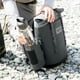 thumbnail image 4 of Botella Sling YETI Large para botellas Rambler de 26 y 36 onzas, color negro, 4 of 9