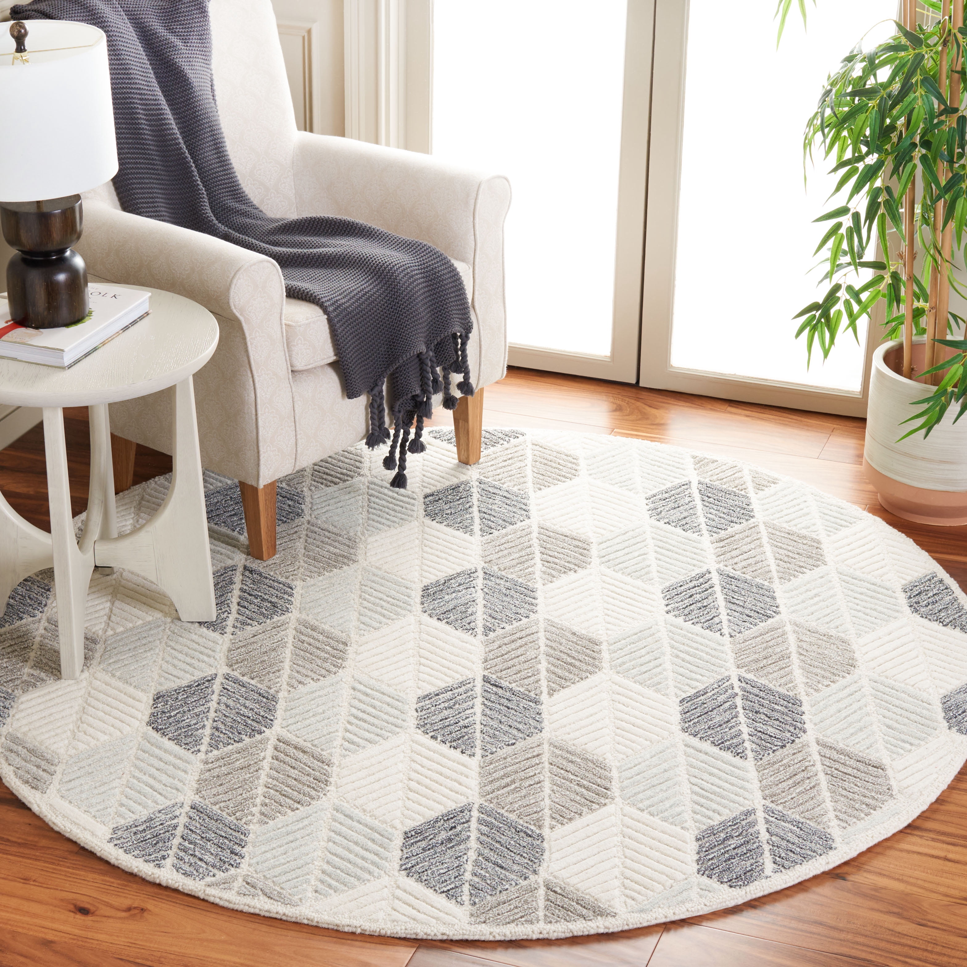 SAFAVIEH Ebony Abigail Geometric Area Rug, Grey/Ivory, 6' x 6' Round