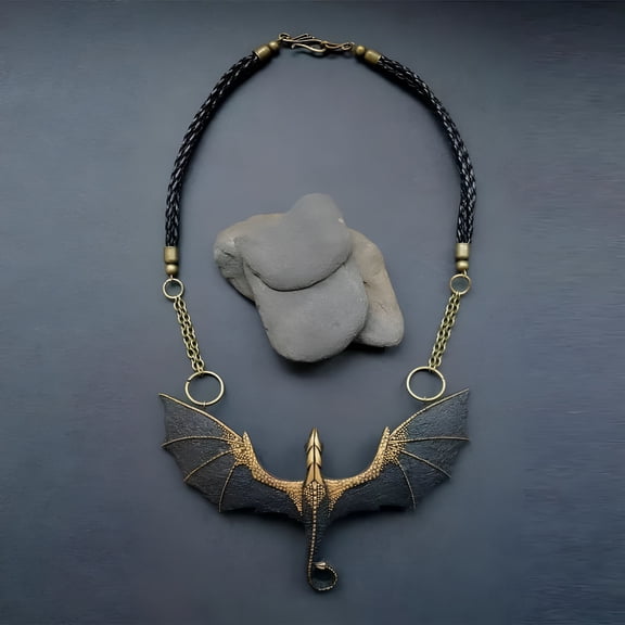 DESIGNICE Dragon Necklace for Women Men Vintage Gothic Dragon Pendant Neck Chain Jewelry