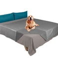thumbnail image 1 of Manta de cama para mascotas Ameritex, reversible, impermeable, 210 x 210 cm, 1 of 7