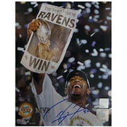 Sport Image 8" x 10" Authentic Autographed Unframed Photograph, Ray Lewis Holding the SB35 Newspaper