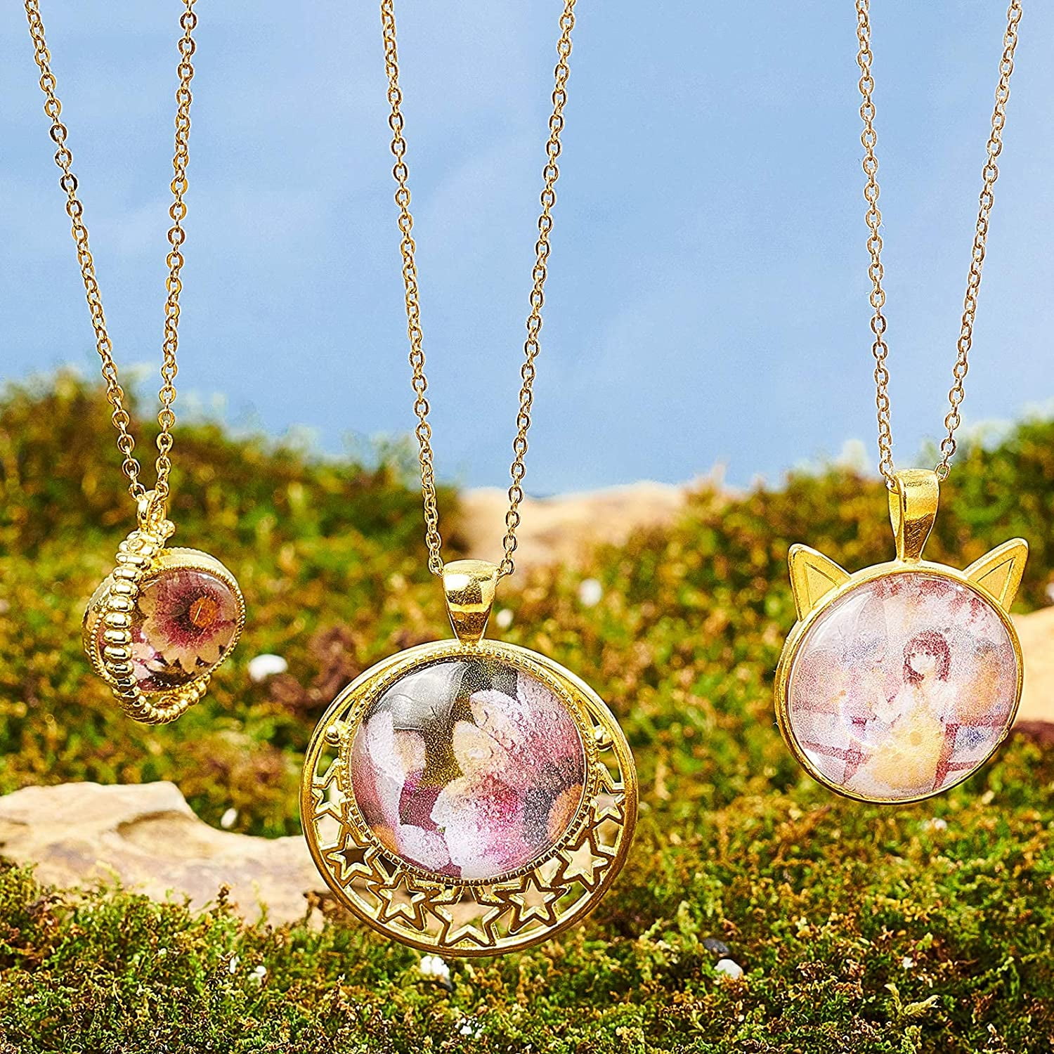30pcs 5 Style Golden Bezel Pendant 