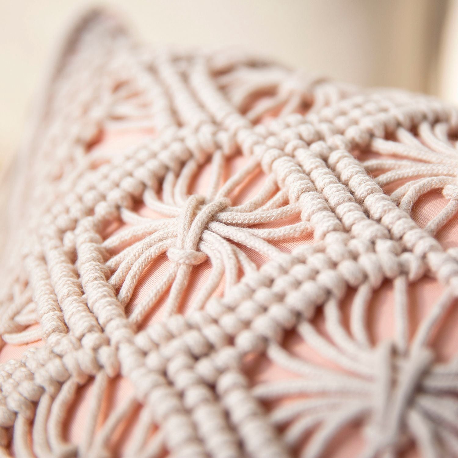 Phantoscope 100% Cotton Handmade Crochet Woven Checked Throw Pillows, 18 x 18 in Square Cushions with Tassels, Boho Style, Light Pink, 2 Pack
