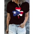 thumbnail image 1 of Camiseta para mujer con Cuello de veranoWomen's Patriotic Clover Flag Print T-Shirt - Casual Crew Neck Short Sleeve, Comfortable Summer Top with Distressed American Flag Design, Perfect for St. Patr, 1 of 6