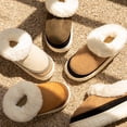 thumbnail image 2 of Zapatillas de felpa antideslizantes cálidas y acogedoras para mujer, tendencia de invierno 2024, con punta cerrada, de algodón, para el hogar, 2 of 6