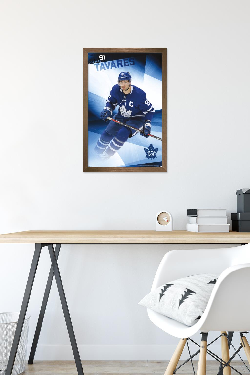 NHL Toronto Maple Leafs - John Tavares 19 Wall Poster, 14.725" x 22.375", Framed
