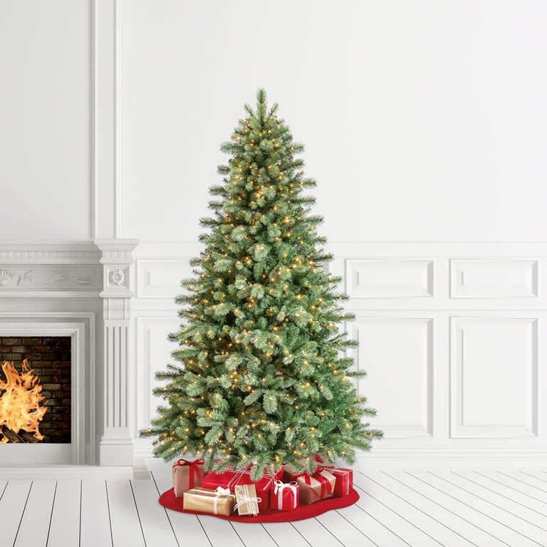 7.5' Pre-Lit Valencia Fir Green Artificial Christmas Tree with