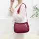 thumbnail image 4 of Bolso de Hombro para Mujer Zulema Nailon Impermeable Rojo, 4 of 8