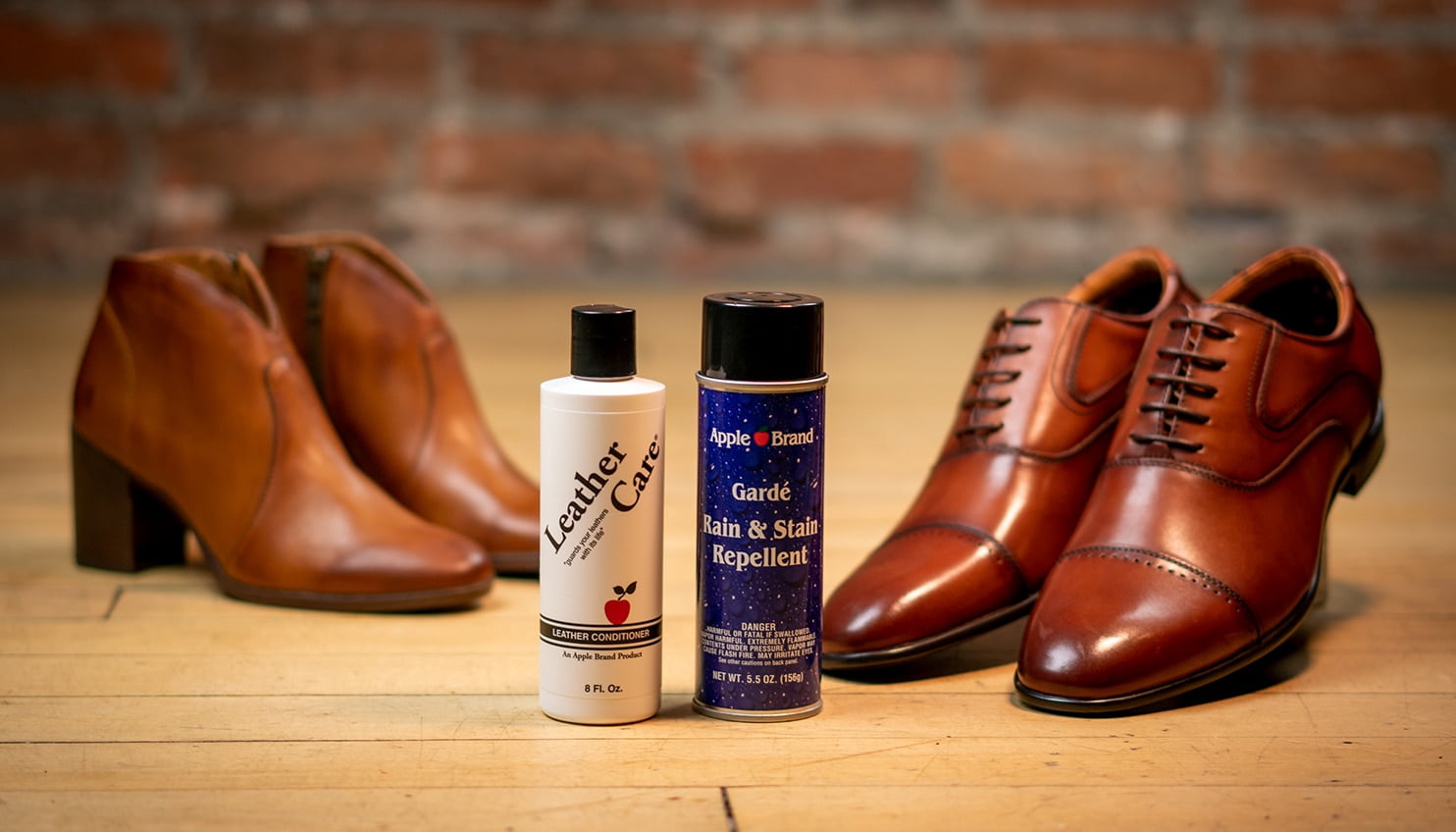 Apple Leather Care Leather Conditioner 8oz Bottle