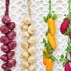 thumbnail image 3 of Injueey Guirnalda de verduras artificiales para cocina de Hotel en casa, colgante de pared de salón, planta de resina de simulación, adorno Kits de decoración para fiestas Ajo Morado, 3 of 6