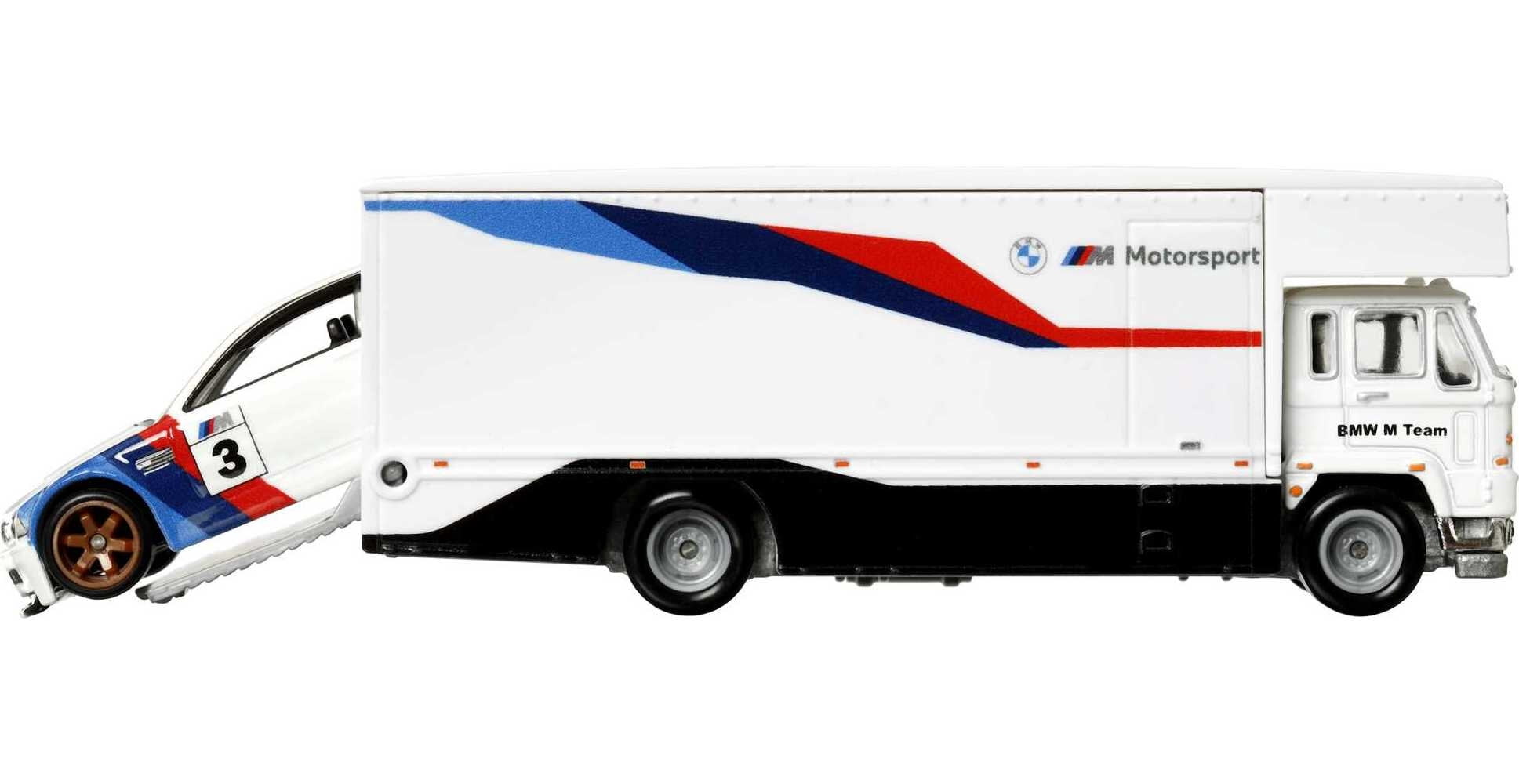 Hot Wheels Premium Collect Display Sets with 3 1:64 Scale Die-Cast Cars & 1 Team Transport Vehicle, Collectors’ Favorites