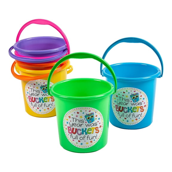End of Year Buckets of Fun Kit Assortment May Vary
