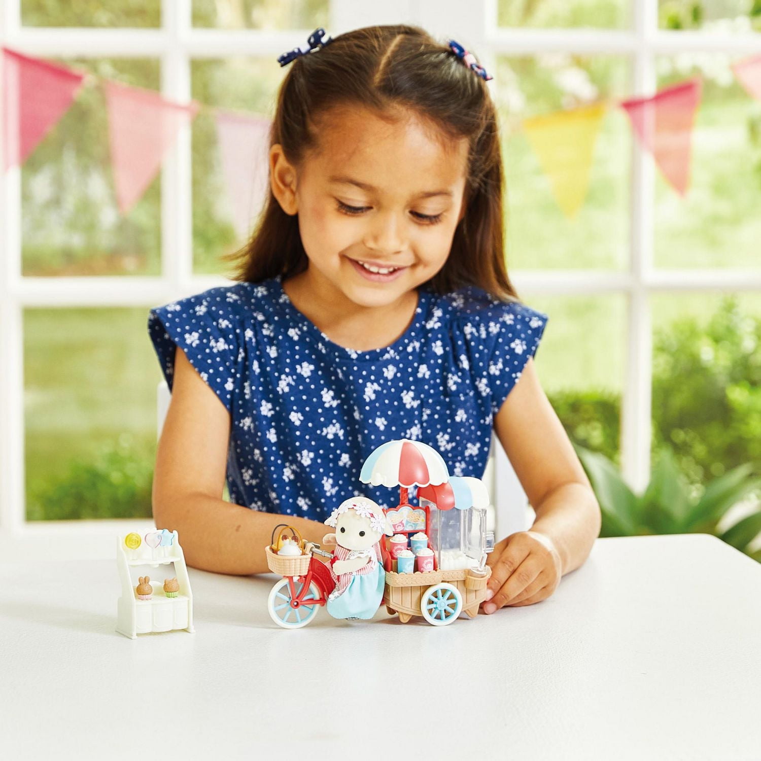 Calico Critters Popcorn Trike, Dollhouse Playset with Figure and Accessories