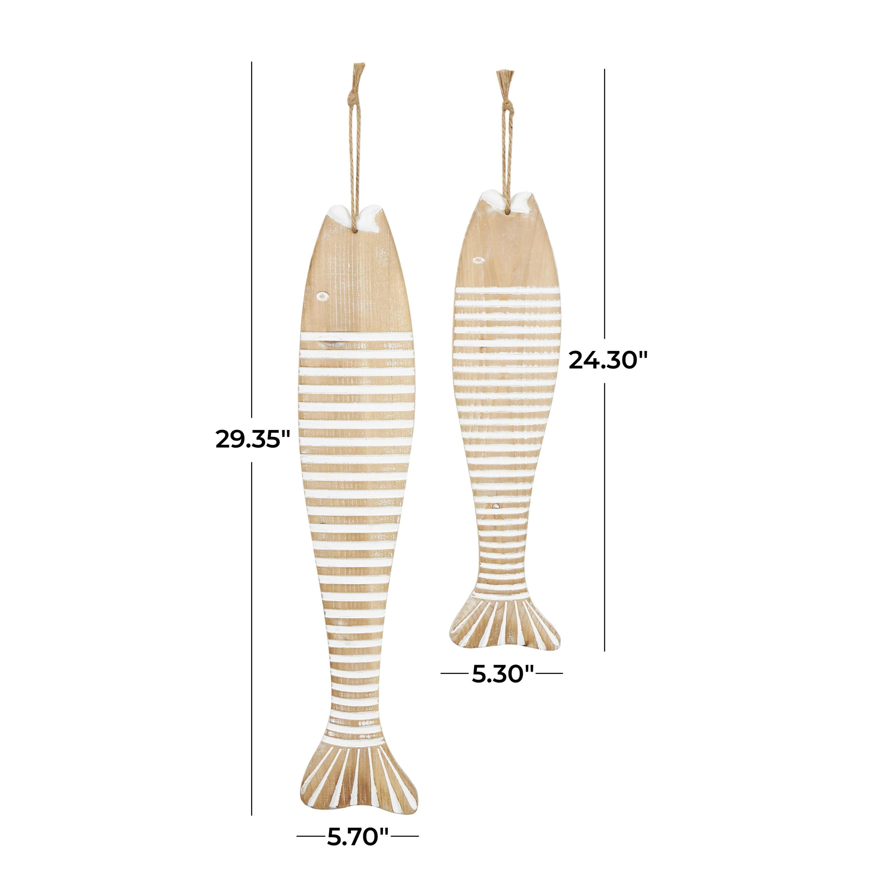 DecMode Brown Wood Fish Wall Decor with White Stripes and Hanging Rope (2 Count)