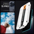 thumbnail image 3 of Protector de pantalla Spigen Glastr EZ FIT Privacy para iPhone 15 Pro, 3 of 8