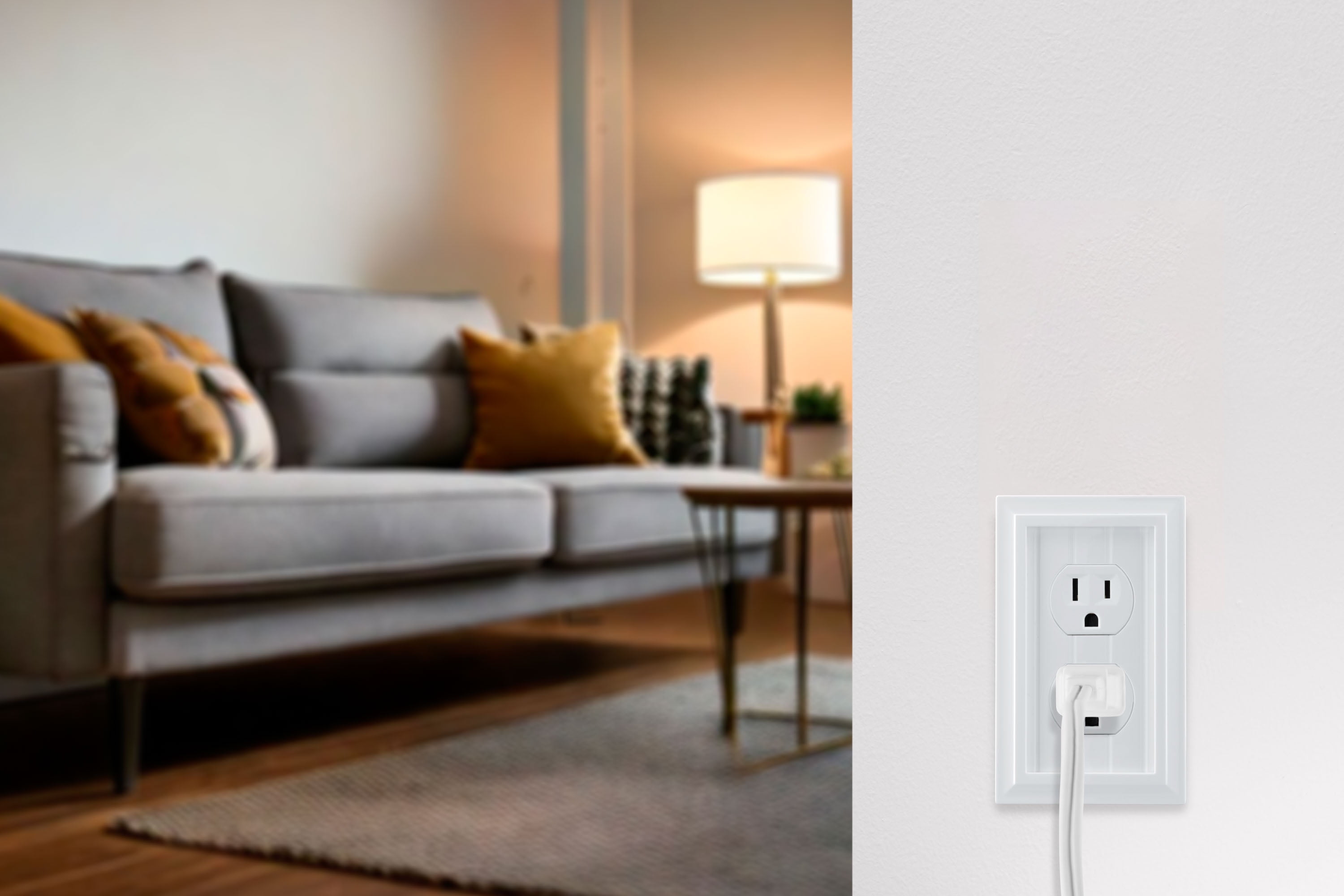 Ultra Pro Screwless Wallplate, Duplex Receptacle, Outlet Plate, White Coastal
