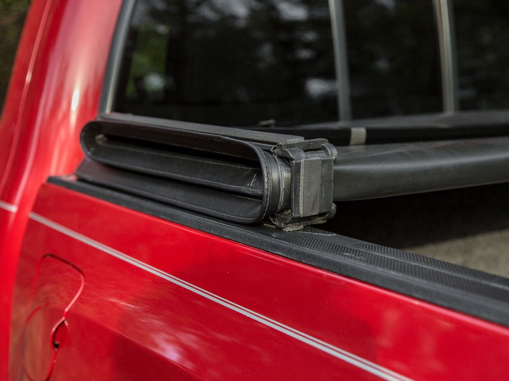 Gator Etx Tri Fold Fits 2015 2018 Ford F150 5 5 Bed Tonneau Truck Bed Cover Made In The Usa 59312 Walmart Com Walmart Com