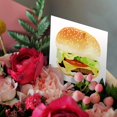 thumbnail image 3 of Tarjeta de felicitación 3dRose hamburguesa gigante 14 x 14 cm, 3 of 6