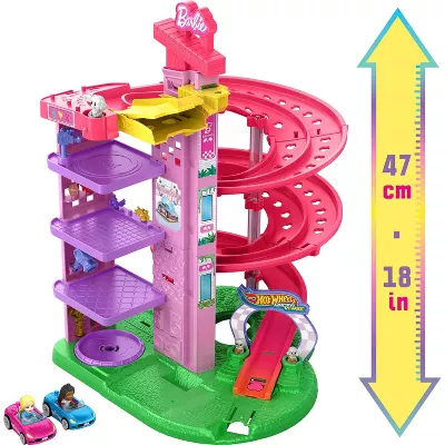 Hot Wheels Exclusive RacerVerse Barbie Spiral Race Playset with Barbie