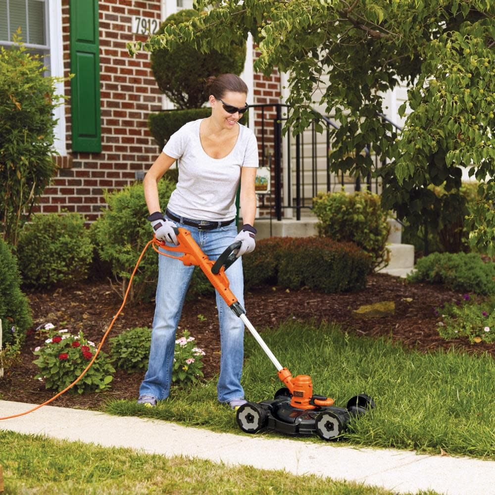 BLACK+DECKER 3-in-1 Corded Electric String Trimmer, 12 in, Edger and Lawn Mower, 6.5 Amp, MTE912