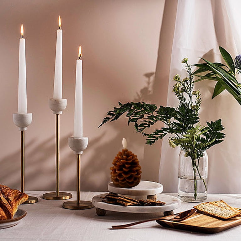Tioyeah Flameless Pinecone Candle – Realistic Wax Design, Battery Operated With Remote Control, Timer & Brightness Adjustment (Brown)