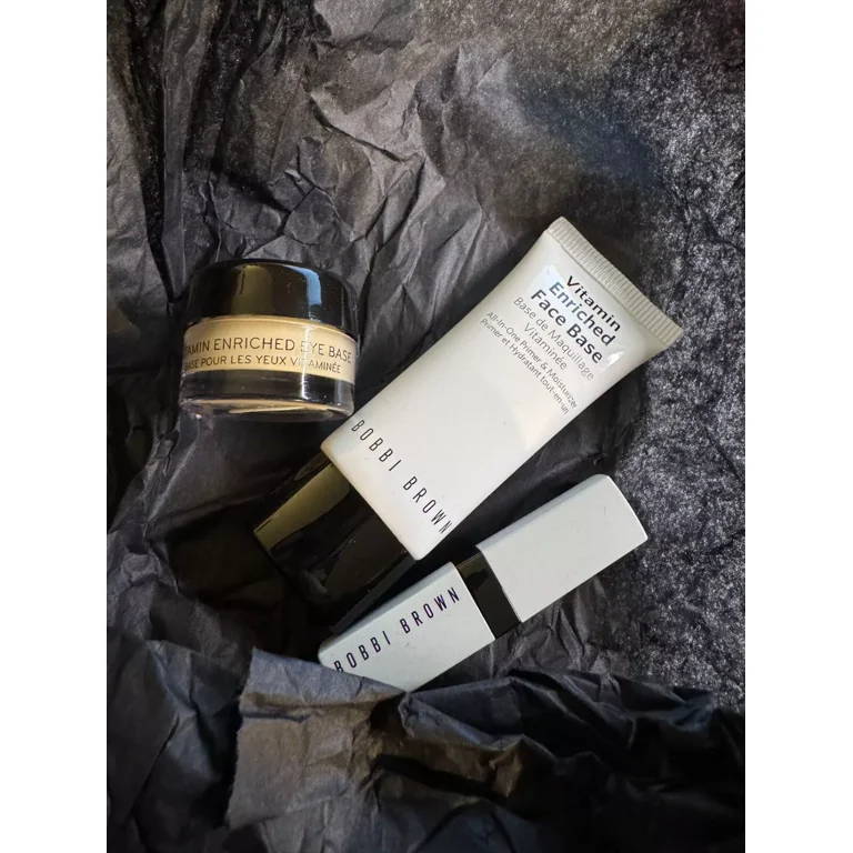 Bobbi Brown Elevated Essentials Skincare Set- Travel Vitamin