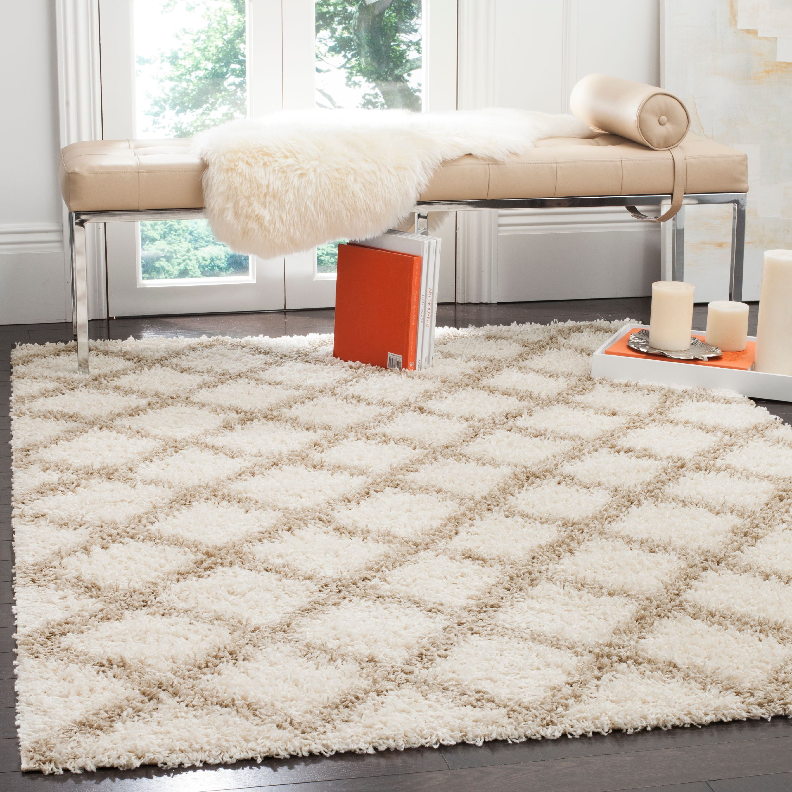 SAFAVIEH Dallas Jerrie Geometric Shag Area Rug, Ivory/Beige, 6' x 9