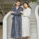 thumbnail image 2 of Bata de baño de otoño e invierno, camisón alargado y grueso para mujer, pijama de franela para hombre, bata de baño de terciopelo cálida para el hogar, 2 of 6
