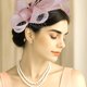 thumbnail image 5 of Diadema fascinadora con pluma para mujer, ideal para fiestas de té o como sombrero vintage de los años 50., 5 of 9