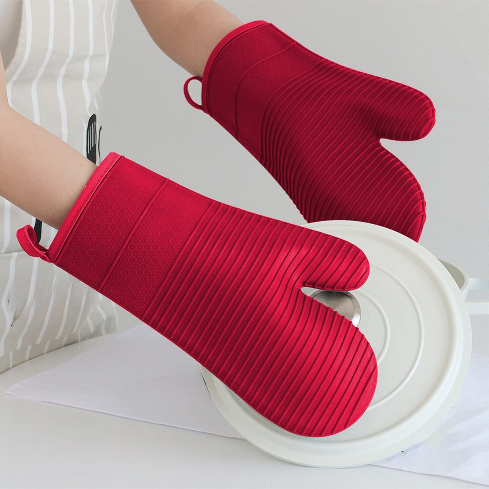 Oven Mitts Heat Resistant to 500°F Waterproof and Non-Slip, Stain and Odor Resistant, Easy to Clean, Soft Lining, Hanging Loop for Storage