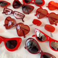 thumbnail image 3 of Tiktok Retro sombras gafas de sol fresco playa verano sombras ojo de gato gafas estéticas para las mujeres colección roja, 3 of 4