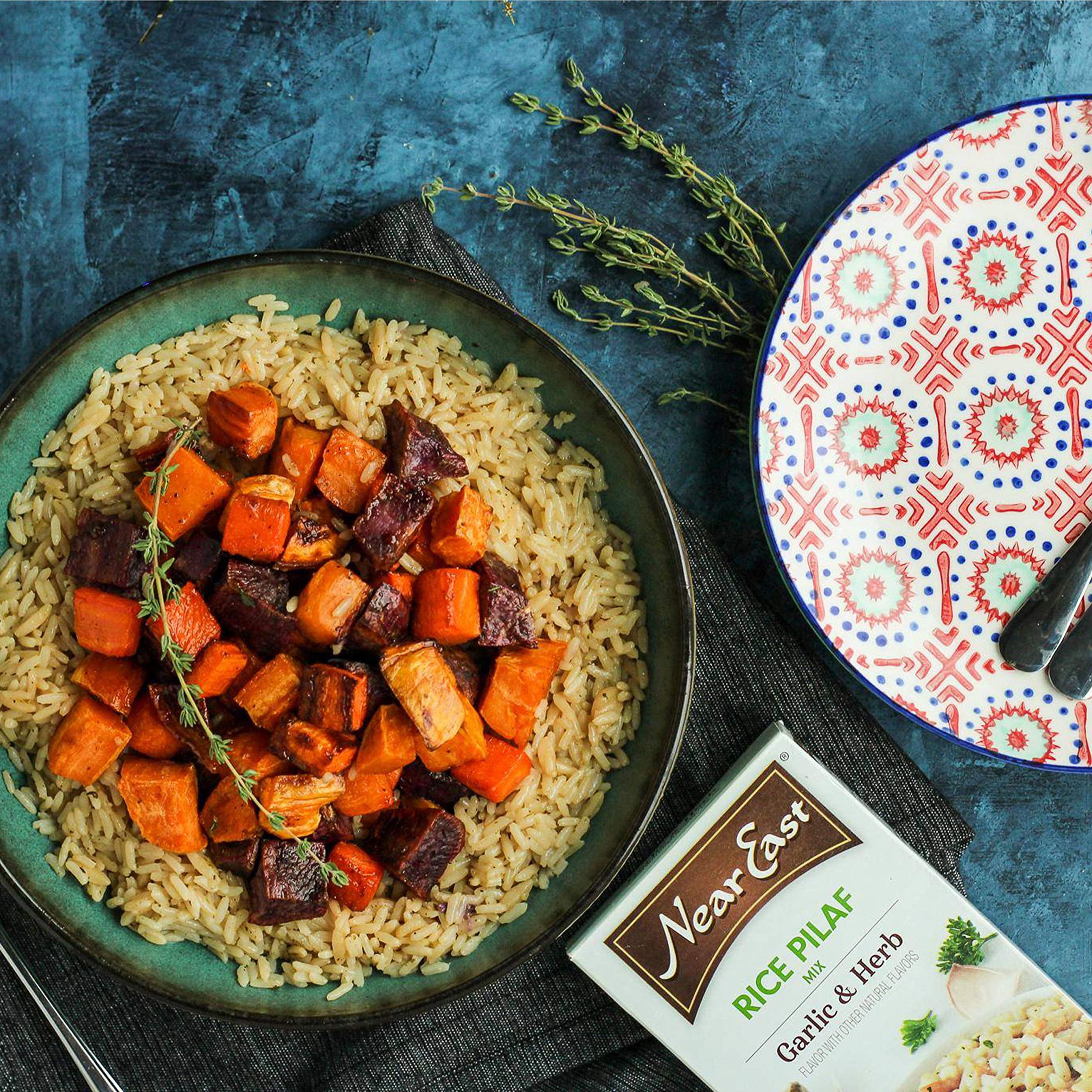 Near East Rice Pilaf Mix, Garlic & Herb 6.3 oz (Pack of 12 Boxes)