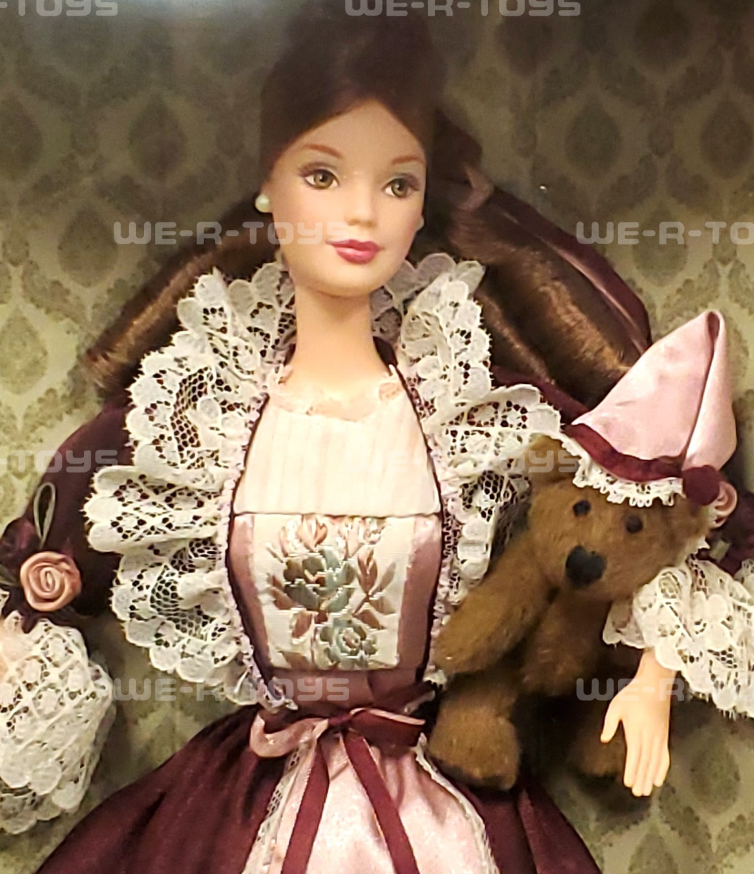 Mattel 1999 Victorian Barbie Doll with Movable Arms & Cedric Mattel 1999 Victorian Barbie Doll with Movable Arms & Cedric