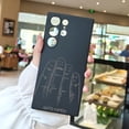 thumbnail image 2 of Proteja su teléfono con estilo con esta elegante y moderna funda de goma TPU a prueba de golpes, compatible con varios modelos de Samsung, 2 of 4
