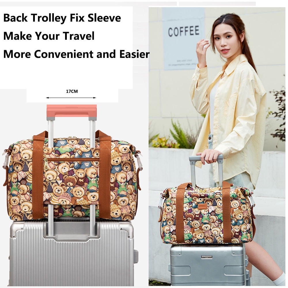 Cute Bear Print Women Duffel Bag for Travel High Capacity Jacquard Canvas Water Resistant Travel Sport Hand Bag Weekender Overnight Bag for Gym Sport