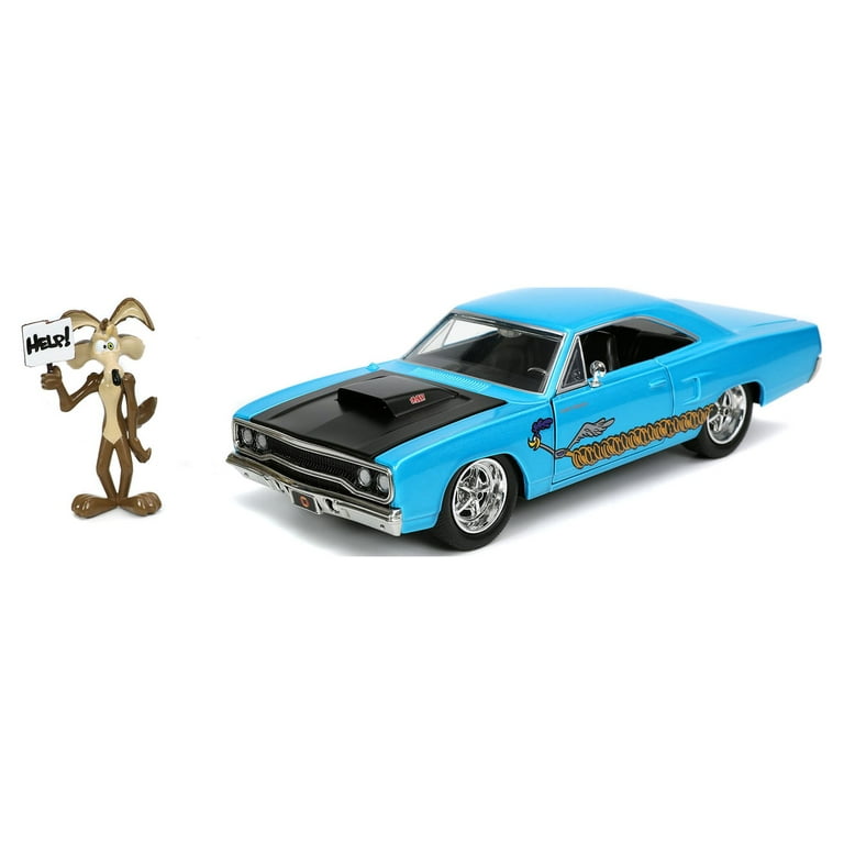 1970 Plymouth Road Runner with Wile E. Coyote Figure, Looney