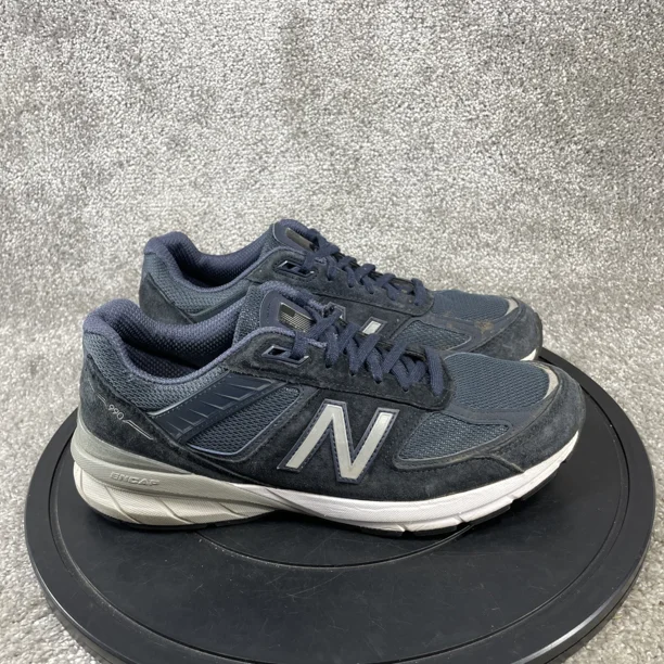 New Balance Shoes Mens Size 10 D 990v5 Navy Blue Suede Lace Up Slip Resistant