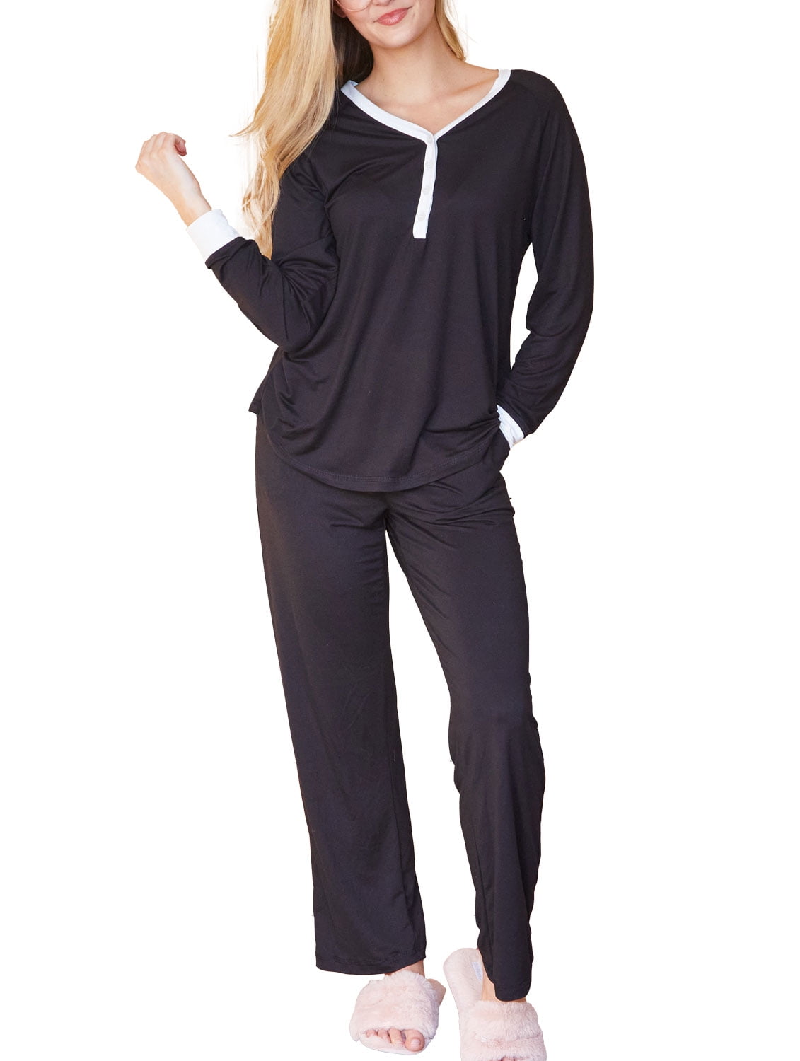 Super Soft Women's Long Sleeve Pajama Set - Cozy 2-Piece PJs With Cute Alpaca Print