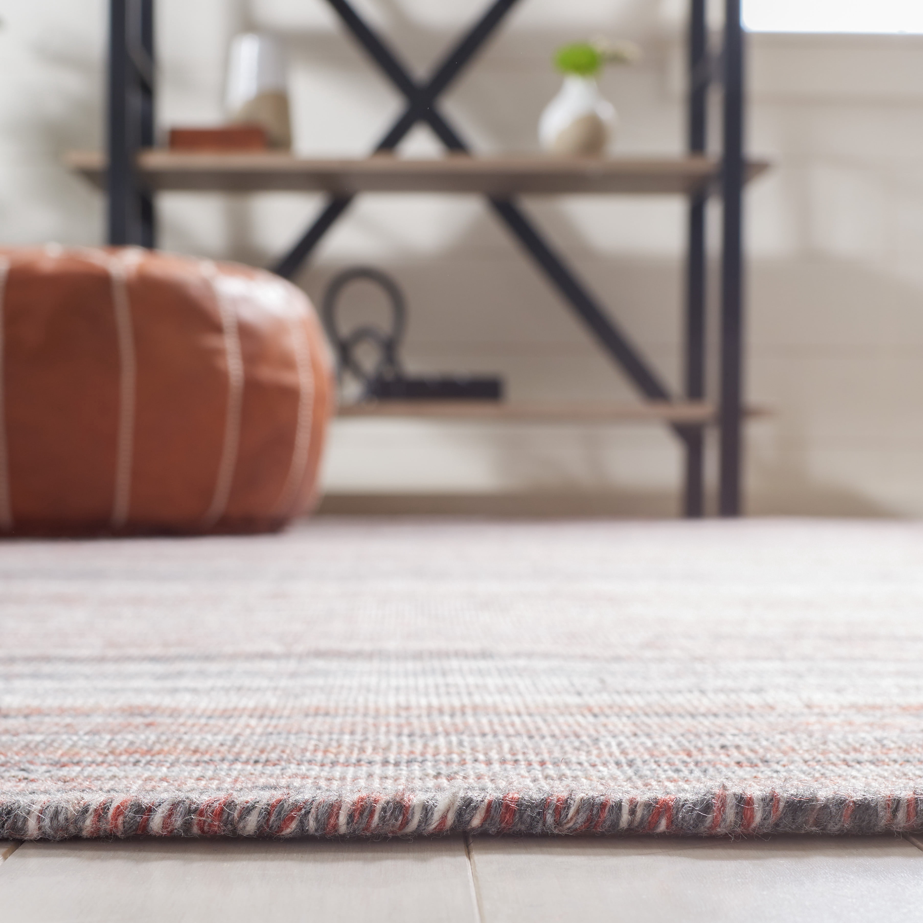 SAFAVIEH Kilim Xaviera Striped Polyester Area Rug, Red/Grey, 6' x 6' Square