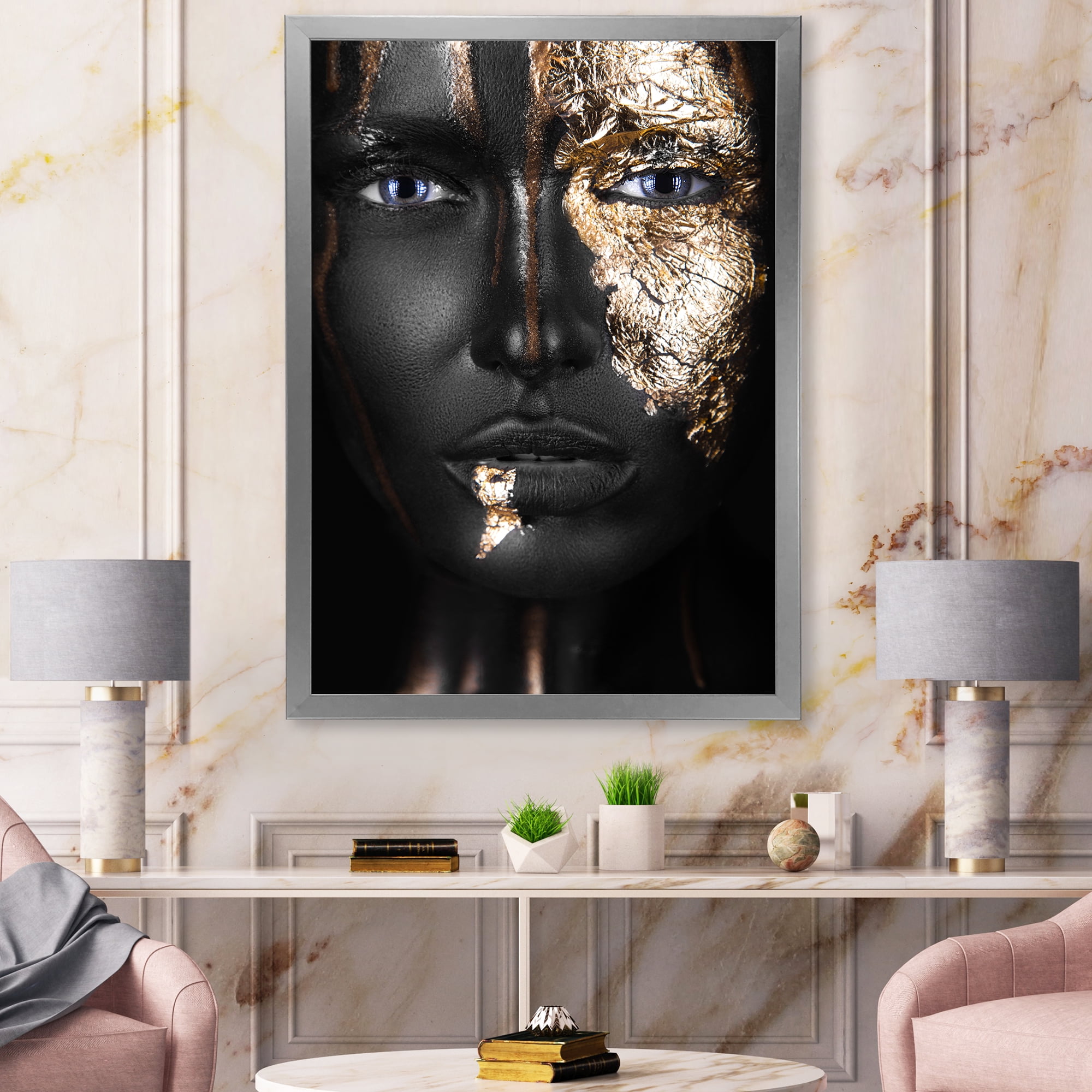 Designart 'Portrait of A African American Girl with Gold Makeup' Modern Framed Art Print
