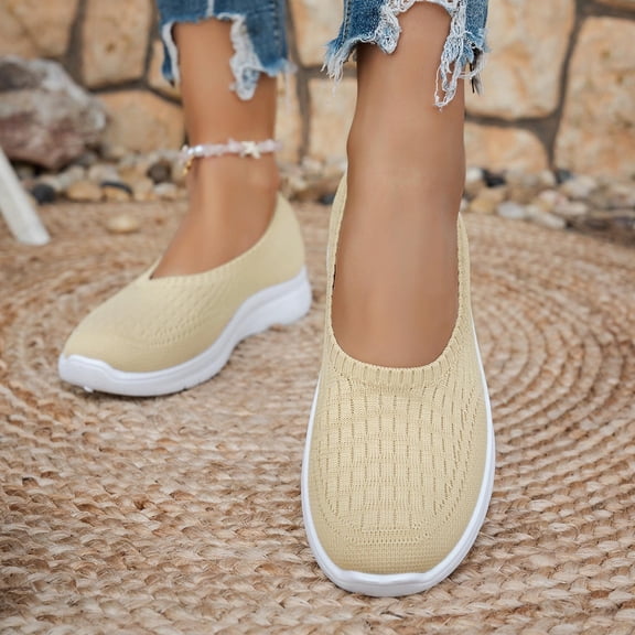 Xucatan Women's Breathable Knit Slip On Sandals, Lightweight Soft Sole Casual Flats, Comfortable Walking Shoes for Spring Summer Daily Wear Gift