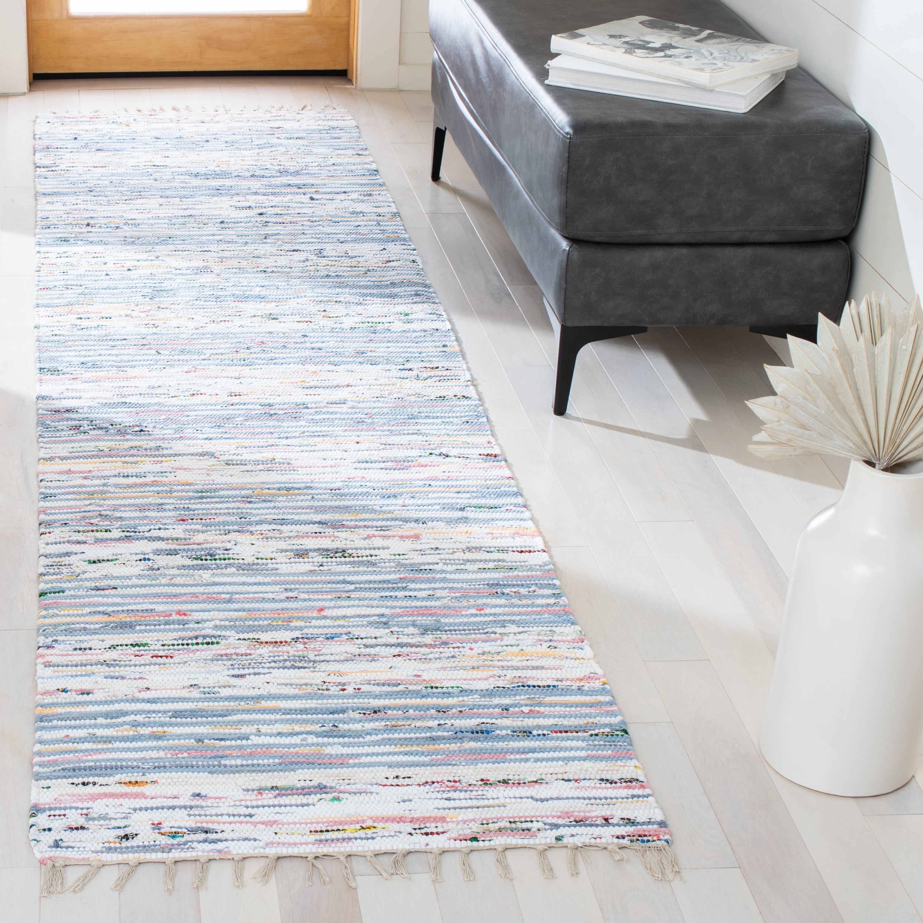 SAFAVIEH Montauk Randa Distressed Runner Rug, Blue/Ivory, 2'3" x 9'