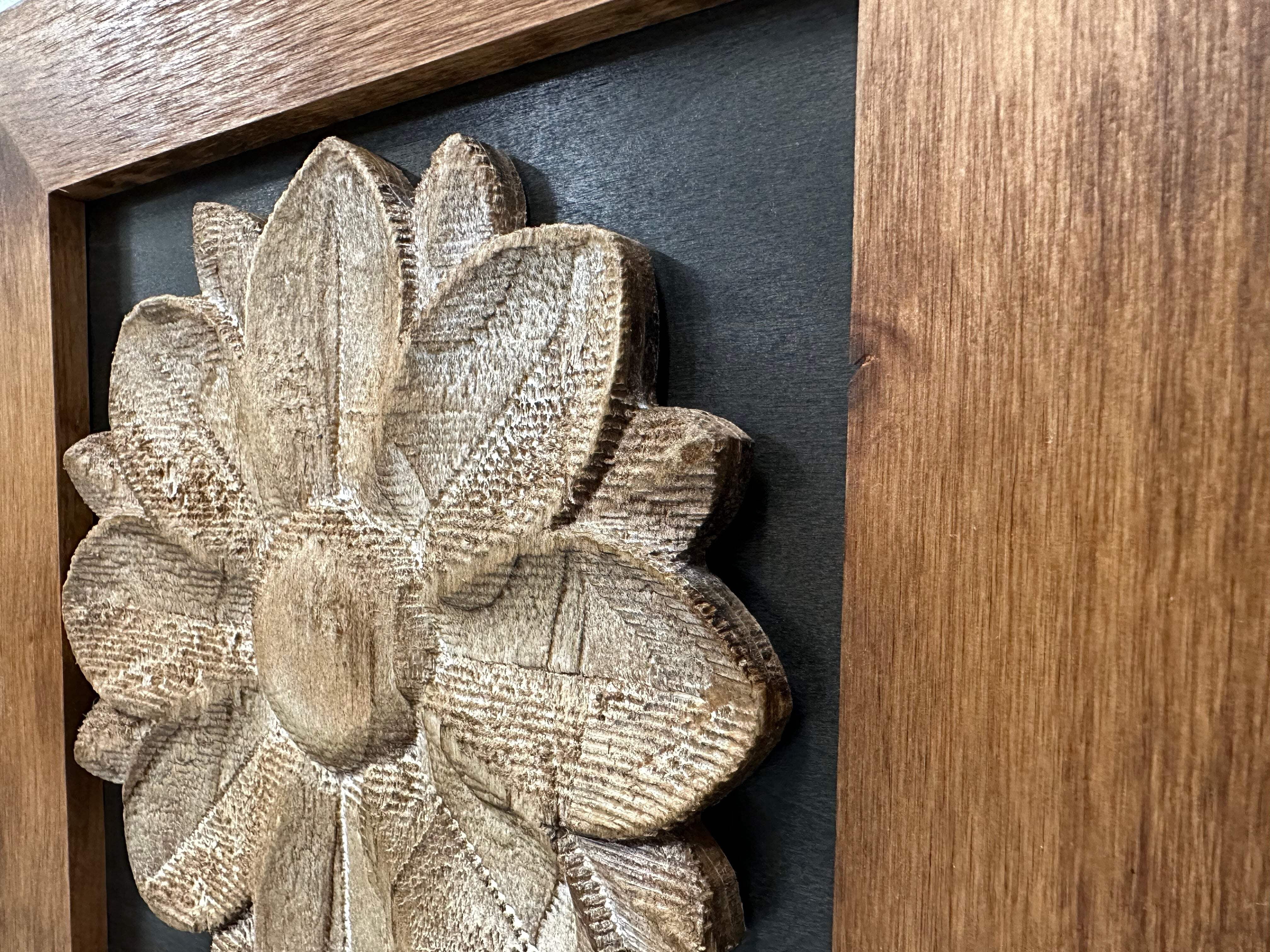 Bellewood Designs Hidden Gun Cabinet Wall Decor Distressed Flower (Black)