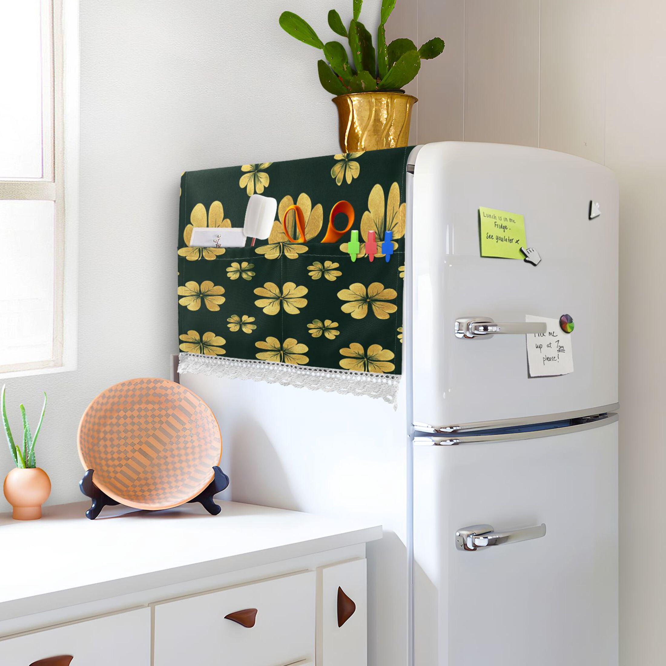WOBOGO St Patricks Pattern Of Golden Shamrocks Washing Machine Cloth Dryer Refrigerator Top Cover Protective Non-Slip Mat For Kitchen Laundry