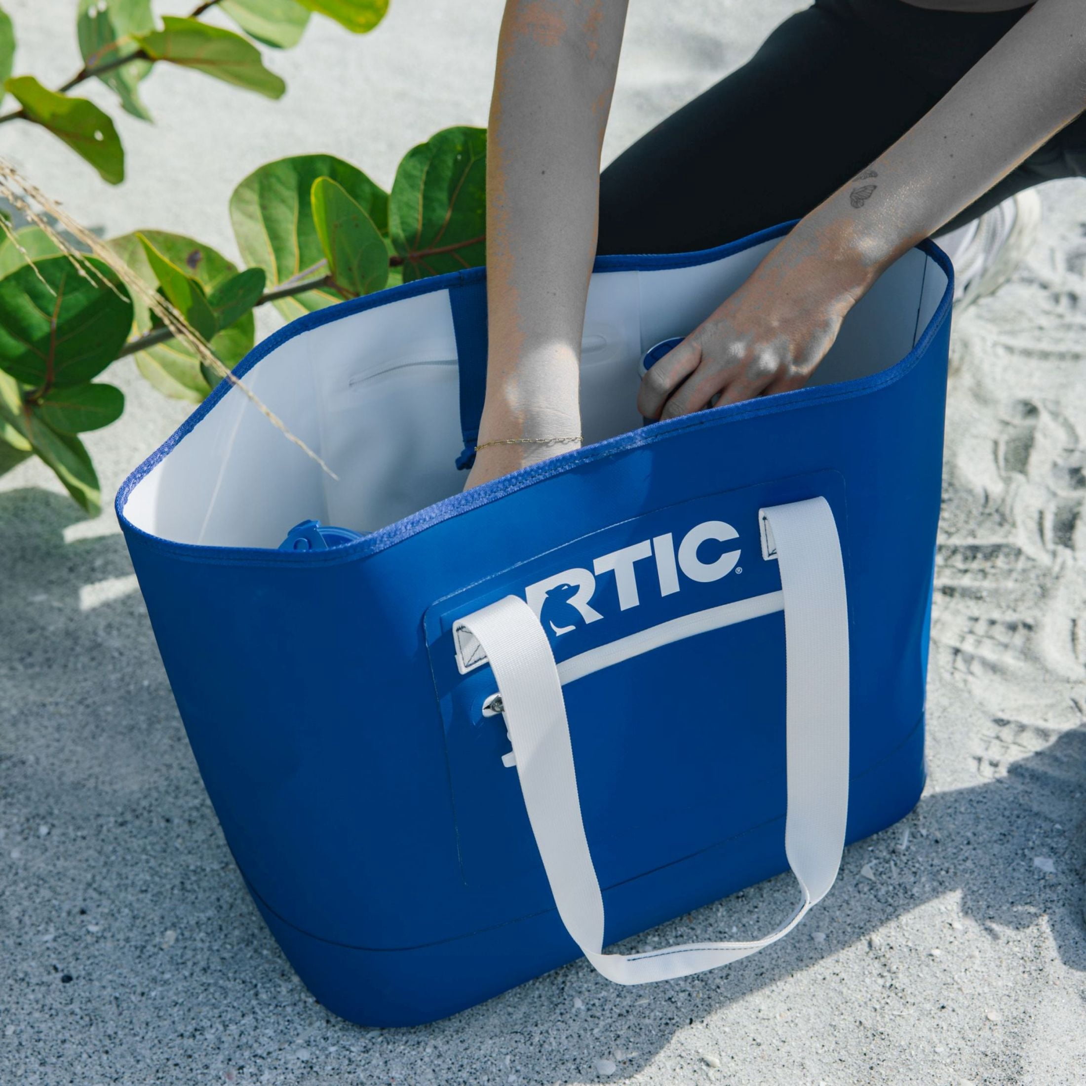 RTIC Ultra-Tough Tote Bag, 40 Ltr Fully Waterproof Bag, Navy