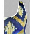 thumbnail image 3 of Tallas grandes Impresión de plumas Racerback Handkerchief Tank Top Rosegal Camisetas sin mangas de talla grande, 3 of 5