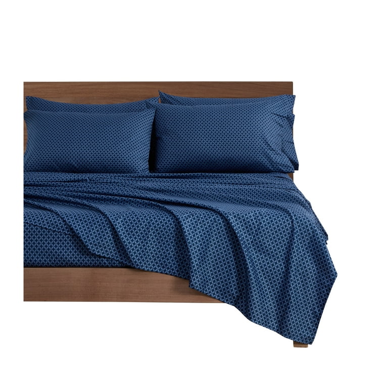 Mainstays Super Soft High Quality Brushed Microfiber Bed Sheet Set, Queen,  Navy Geo, 4 Piece