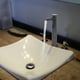 thumbnail image 5 of Grifo de lavabo de baño con sensor automático manos libres con revestimiento negro, 5 of 10