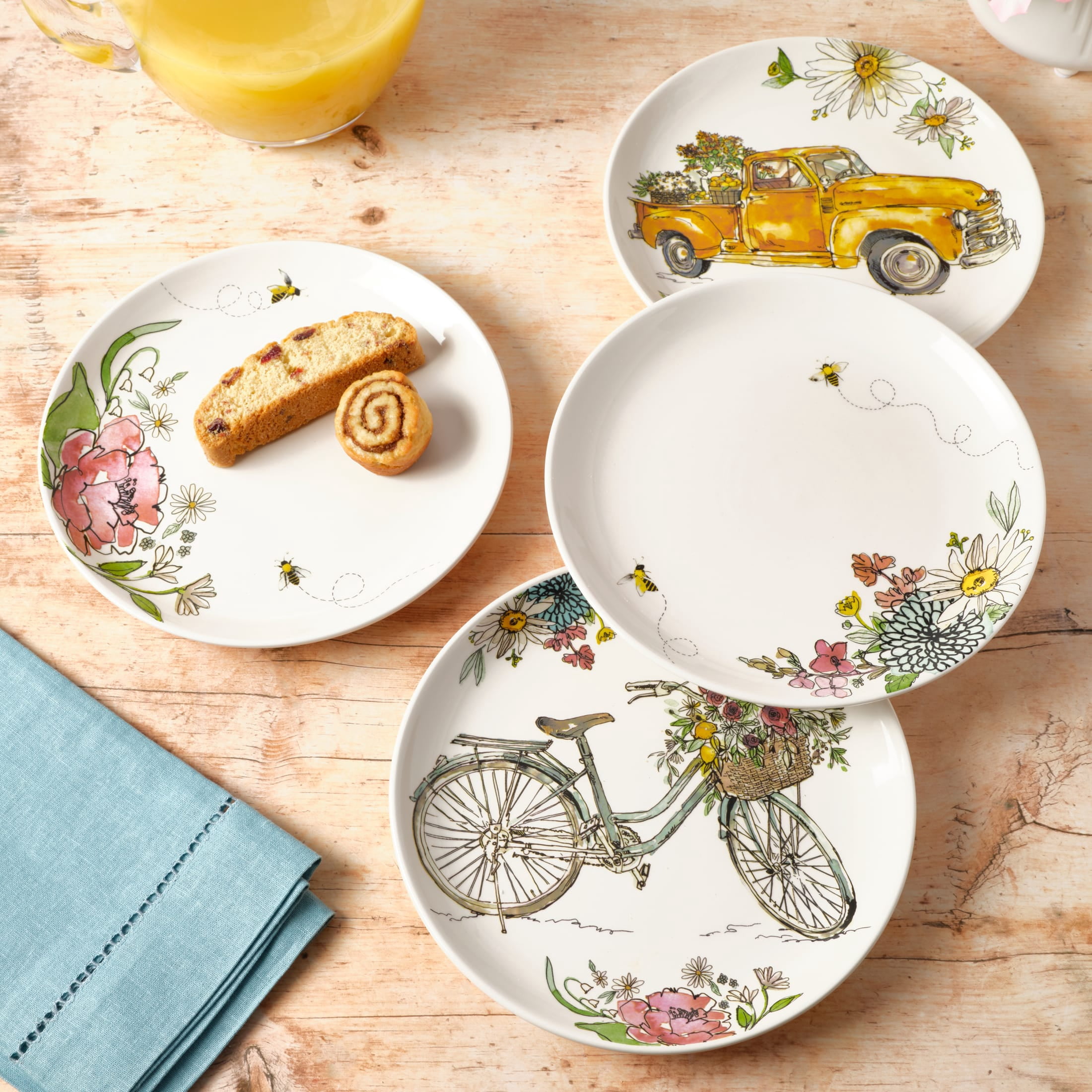 Fitz and Floyd Emis Garden 8 1/4" Round Earthenware Party Plate (4 Count)